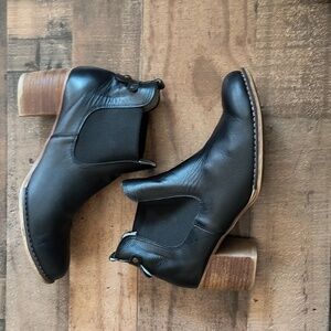 Fatte A Mano Italia Black Leather Ankle Boots Sz EU 40 US 9 Women's